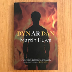 Dyn ar Dân - Martin Huws