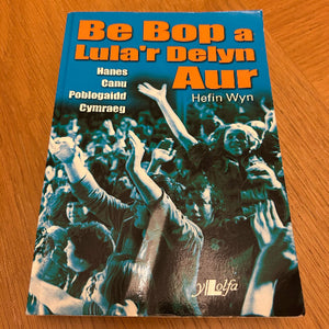 Cerddoriaeth - Music (ail-law / secondhand)