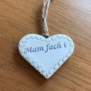 Calon Clai: Mam fach i