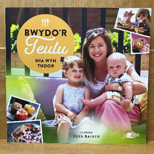 Bwydo'r Teulu - Nia Wyn Tudor
