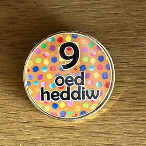 Bathodynnau Pen-blwydd Hapus