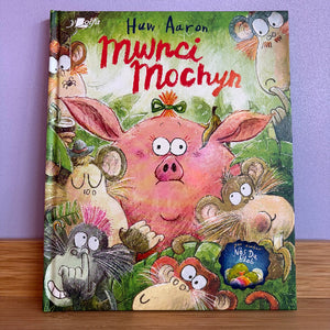Children's book titled 'Mwnci Mochyn' by H.A.