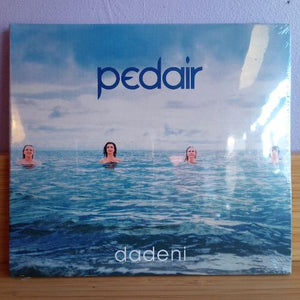 Pedair - Dadeni