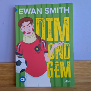 Amdani (Lefel Canolradd) : Dim ond Gêm - Ewan Smith