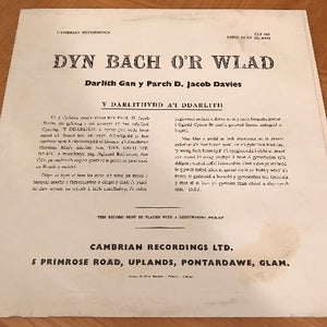 Y Parch D Jacob Davies: Dyn Bach o'r Wlad (1968)