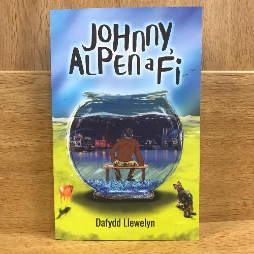 Johnny, Alpen a Fi - Dafydd Llewelyn