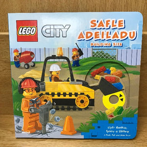 Cyfres Lego City: Llyfr Gwthio, Tynnu a Llithro (Dwyieithog / Bilingual)