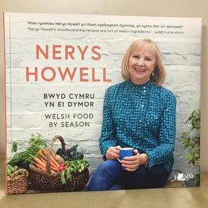 Bwyd Cymru yn ei Dymor / Welsh Food by Season
