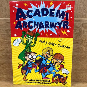 Academi Archarwyr  (7-9 oed)